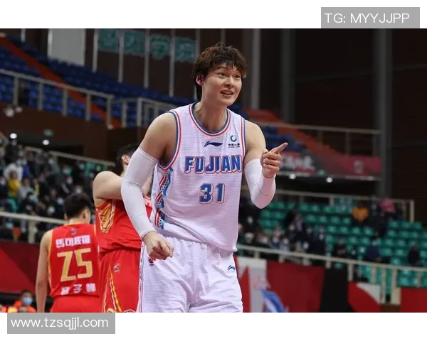 赛后分析:上海篮球队与南京篮球队的比赛节奏与战术对比探讨 赛后分析:上海篮球队与南京篮球队的比赛节奏与战术对比探讨